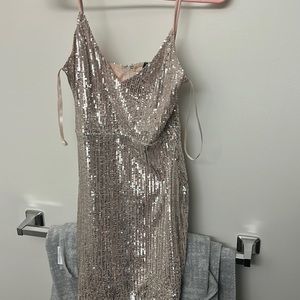 Sequins Dress from Windsor worn 2 times